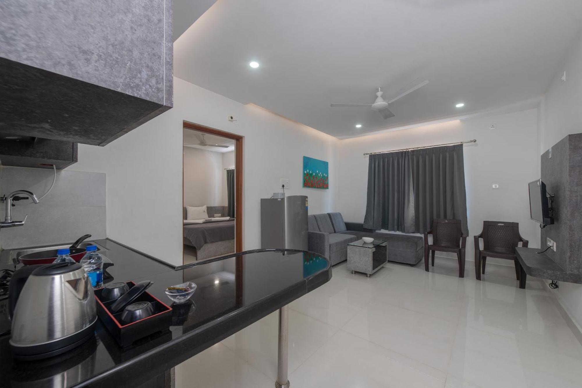 Manipal Atalia Service Apartments Exterior photo