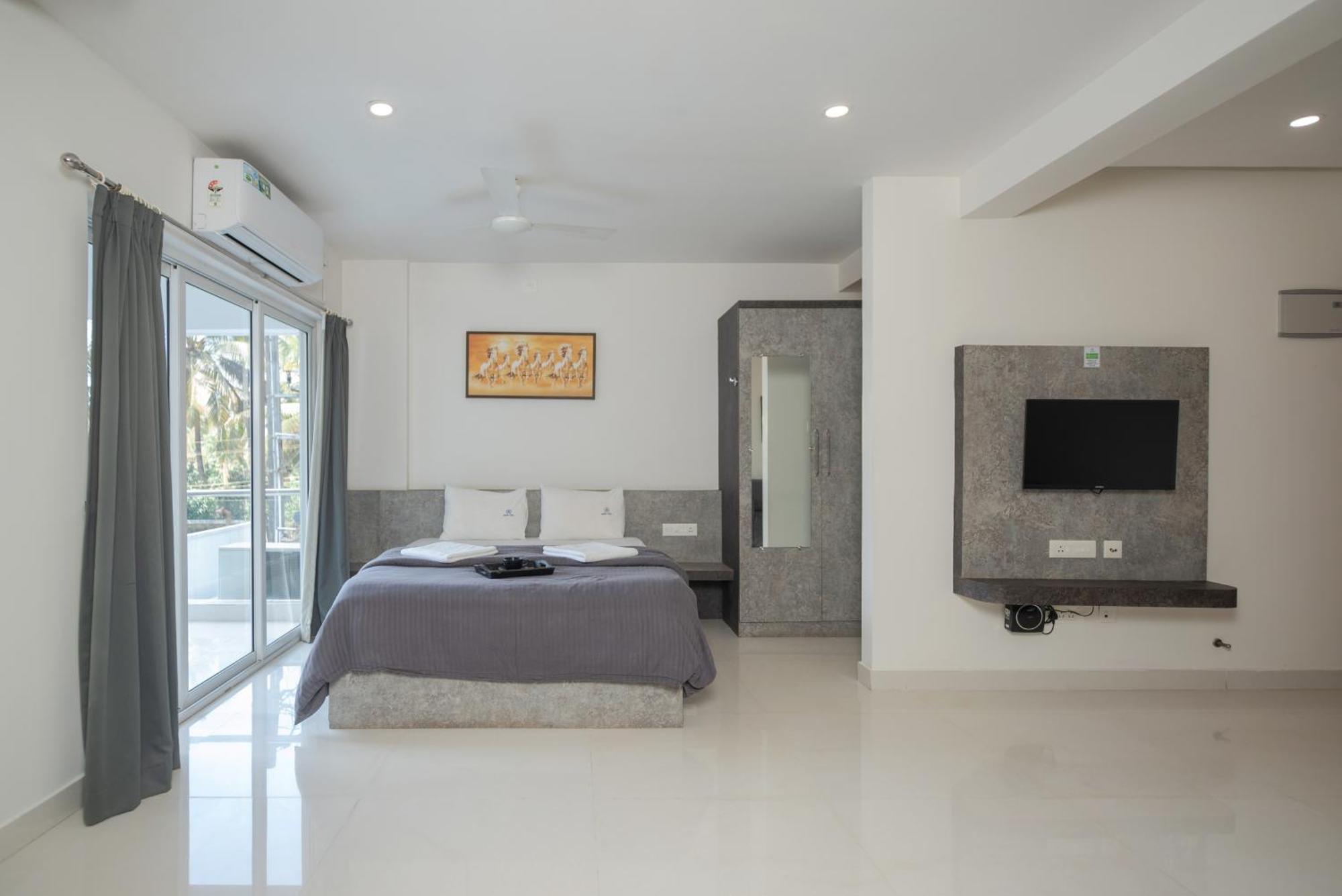 Manipal Atalia Service Apartments Exterior photo