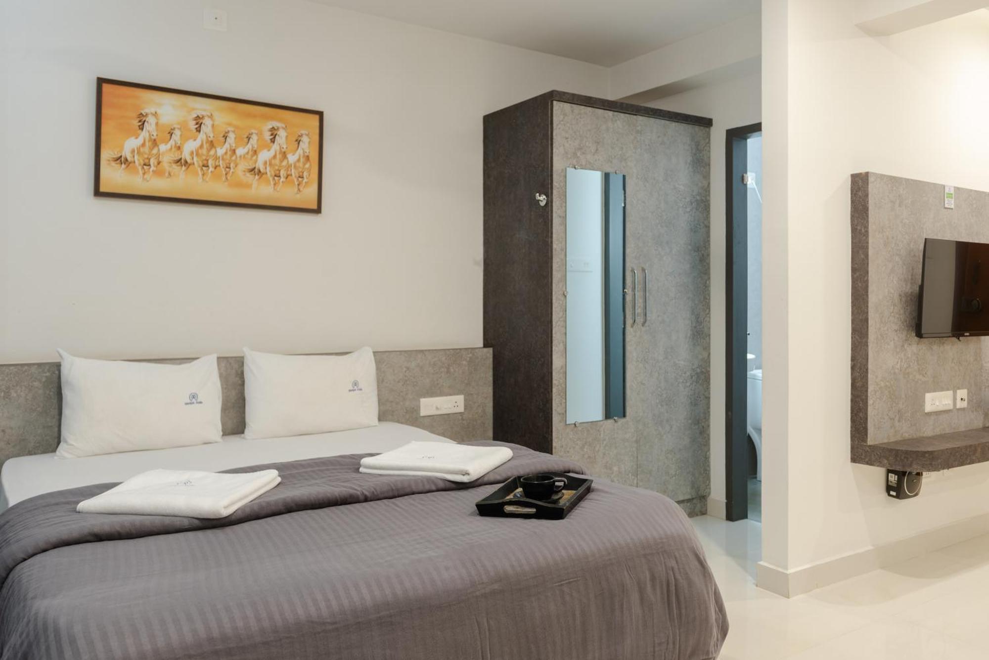 Manipal Atalia Service Apartments Exterior photo